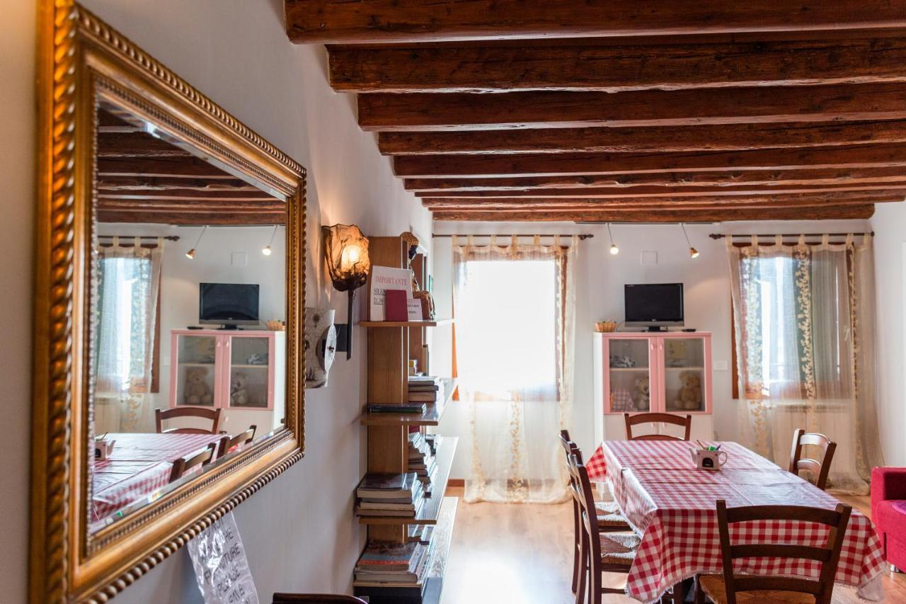 Ca Miracoli Apartment เวนิส ภายนอก รูปภาพ
